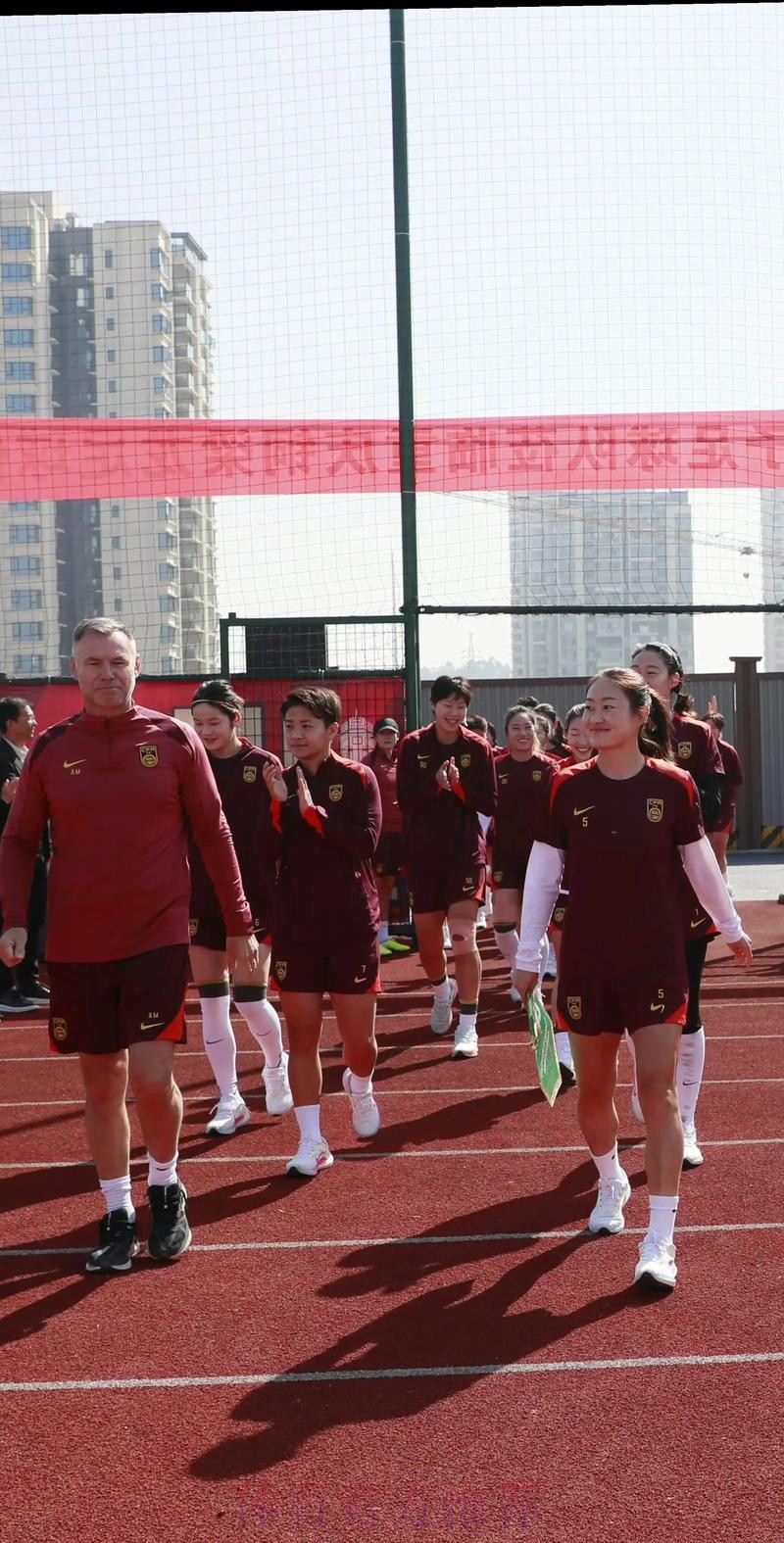 2014女足成年联赛队伍精英教练员培训班开班 2014女足成年联赛队伍精英教练员培训班开班